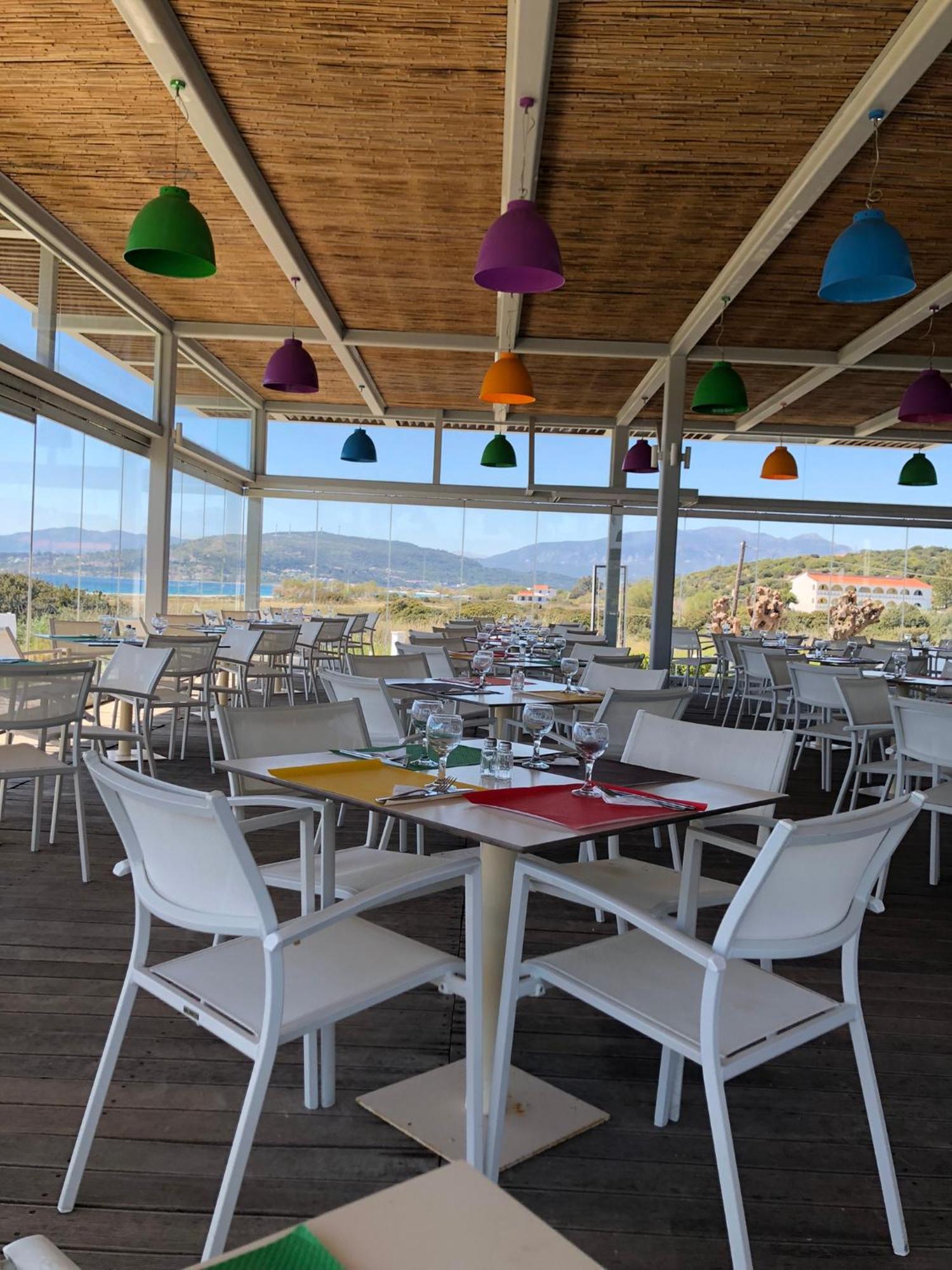 Sirenes Beach Resort Samos Town Exterior photo