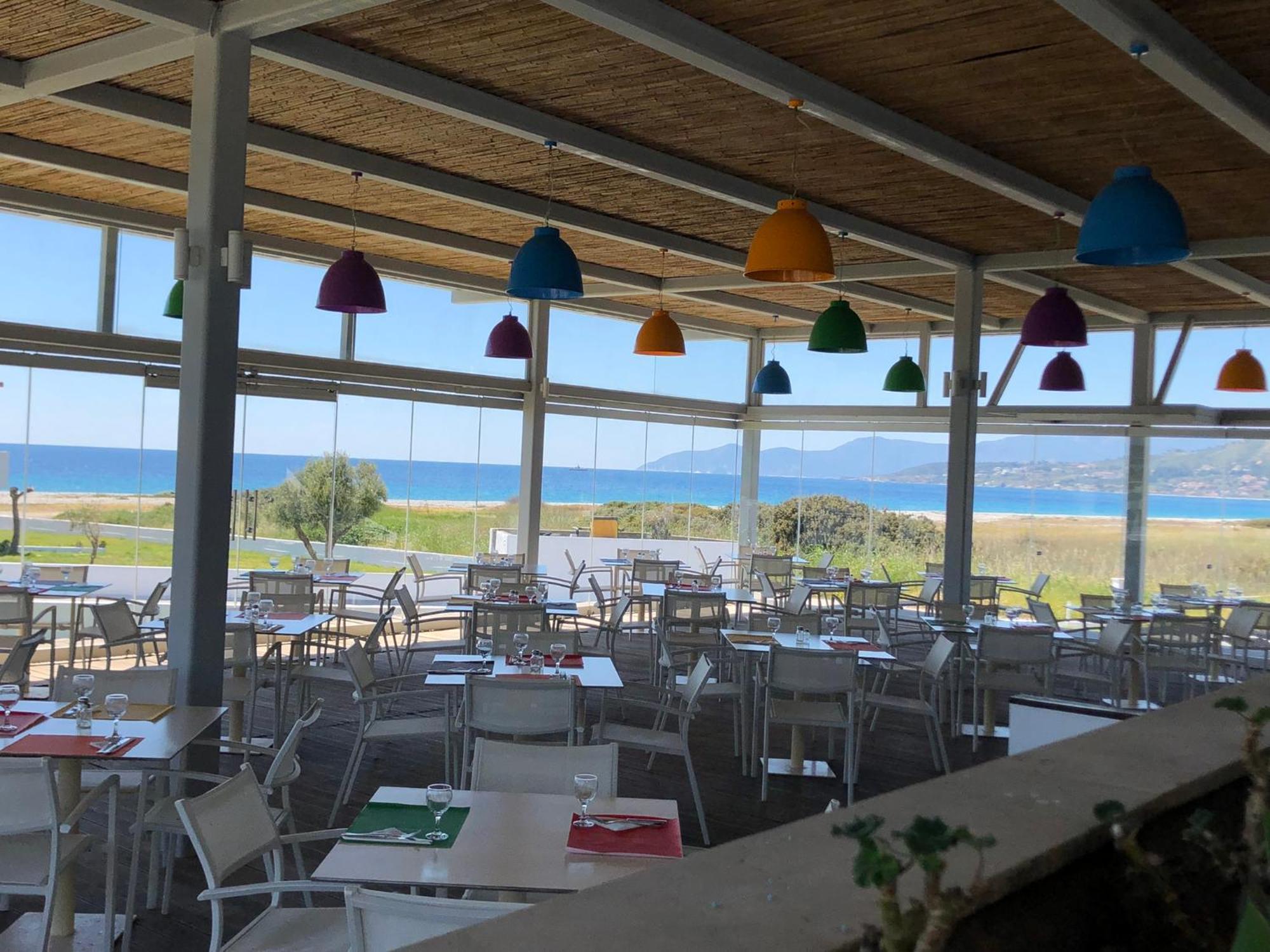 Sirenes Beach Resort Samos Town Exterior photo