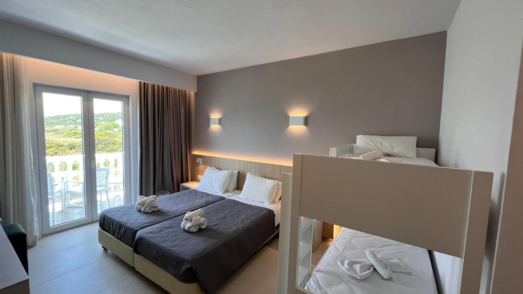Sirenes Beach Resort Samos Town Exterior photo